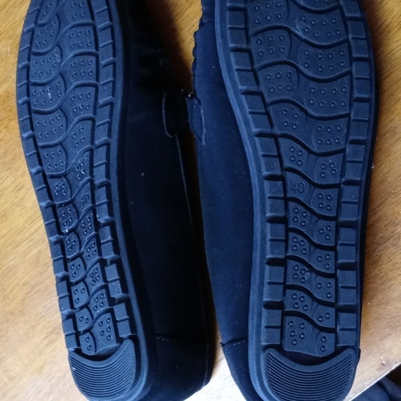 Forever Comfort size 10 black suede shoe. NWOT - Picture 8 of 9